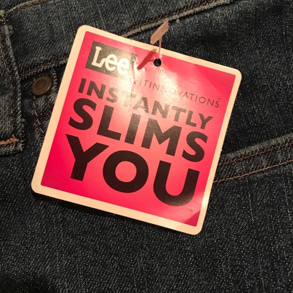 NWT Women’s Petite LEE Boot Cut Jeans - Picture 5 of 5